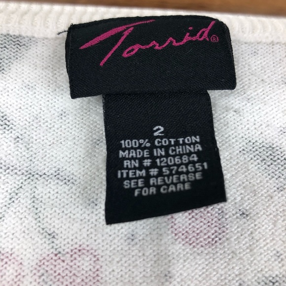 Torrid | cropped cherry cardigan short sleeve Q324 - Picture 5 of 6